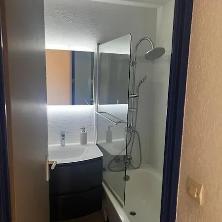 Petit Avec Vue Sur La Apartamento Sète